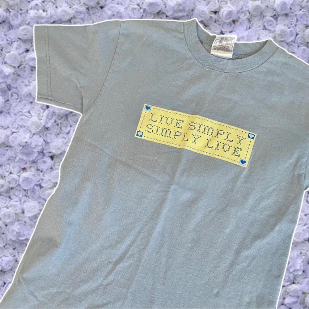 Vintage Graphic Tee Shirt Live Simply Small Pastel Blue Yellow Heart Accent Cute
